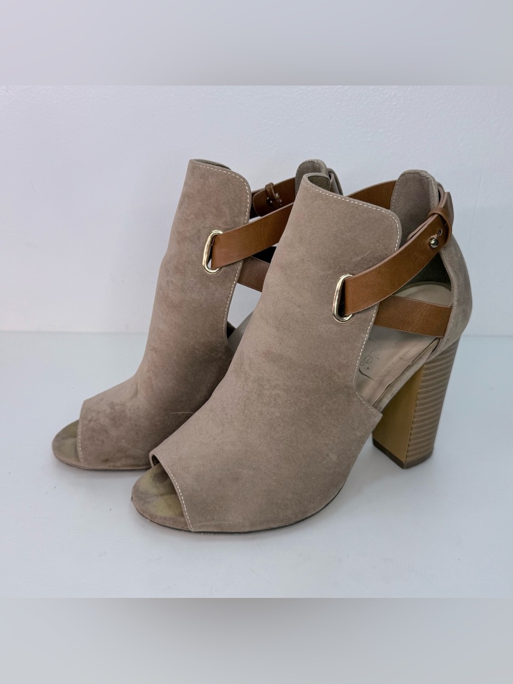 JustFab Rika Open Toe Bootie - Picture 3 of 6